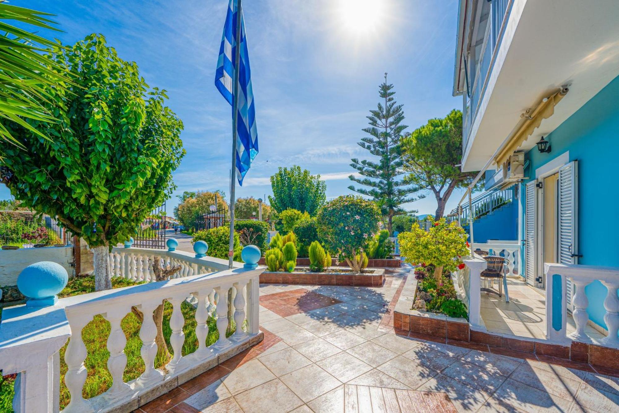 Stathis Beachfront Luxury Rooms Kalamaki  Luaran gambar